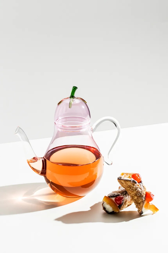Ichendorf Milano Dzbanek do herbaty ze szkła barwionego Vegetables 900 ml 9354152 różowy AA00