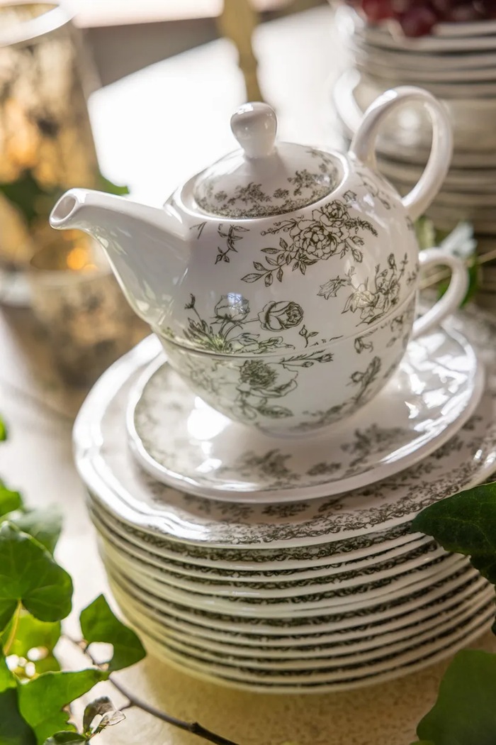 Zestaw do herbaty z porcelany J-Line 268859 biały