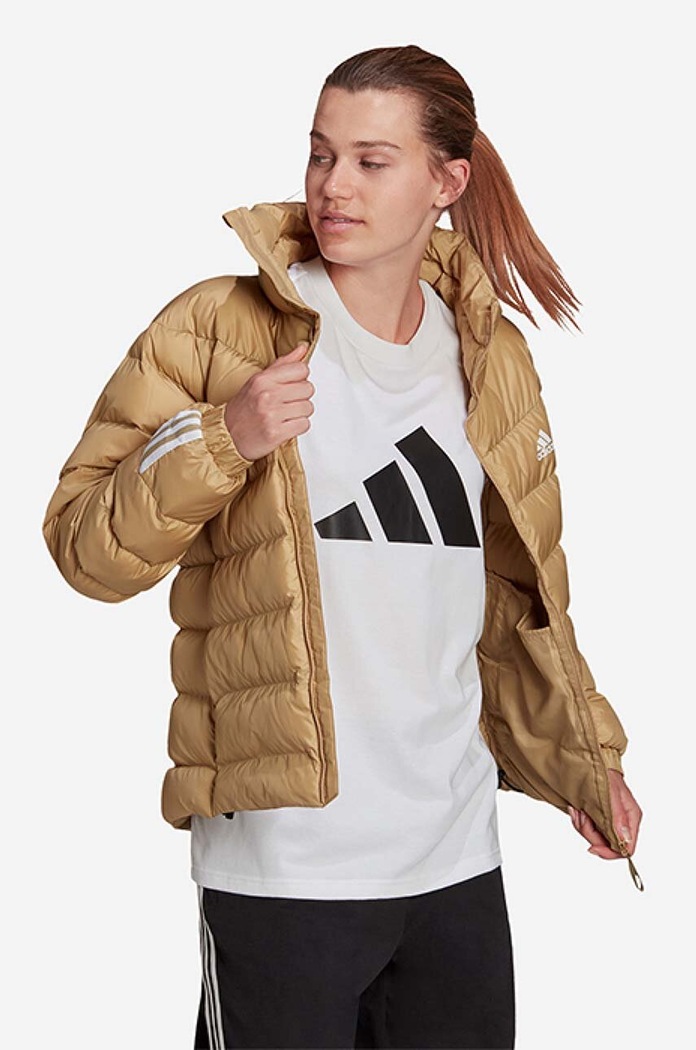 Bunda adidas Itavic 3-Stripes Midweight oversize béžová GQ2344