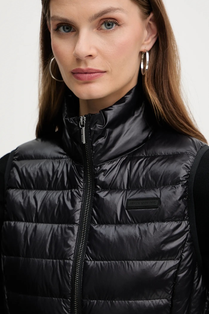 Пухен елек Armani Exchange XW001921.AF18757.NOS черен