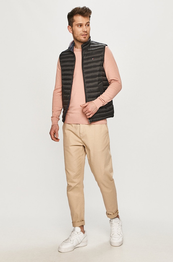 Péřová vesta Tommy Hilfiger MW0MW12719 černá AA00