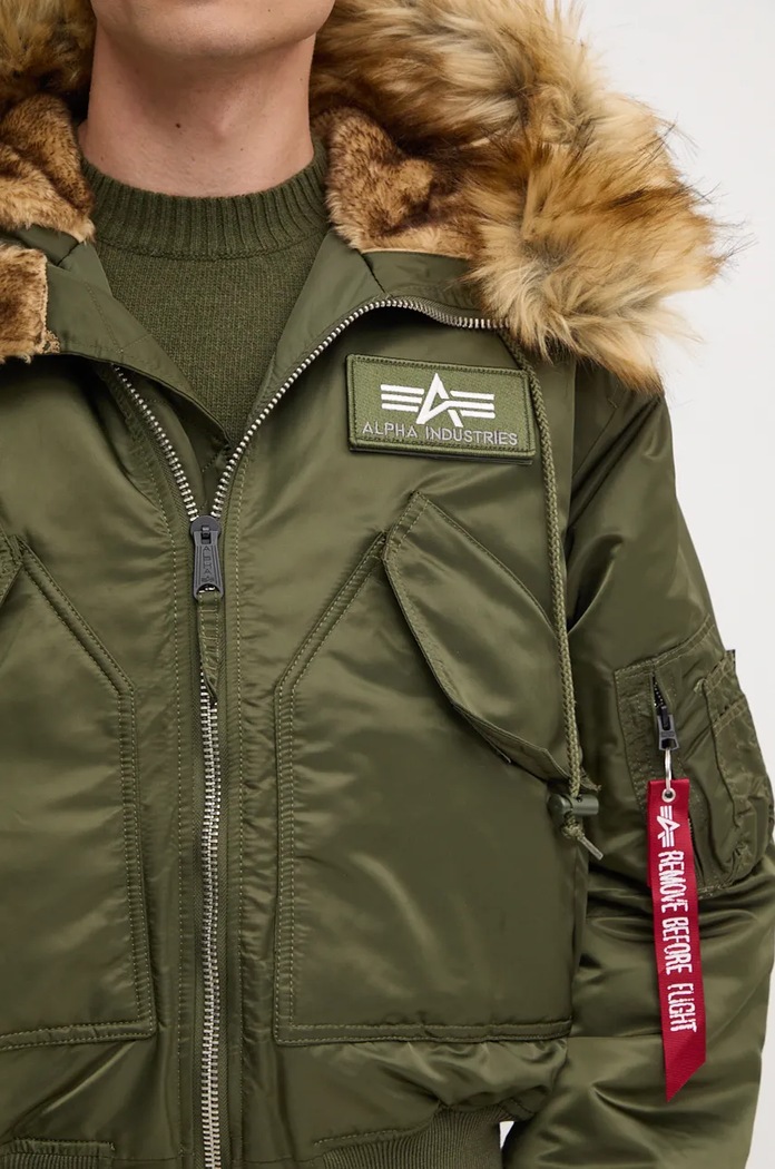 Alpha Industries rövid kabát 45P Hooded Custom 113145 257 113145.257 zöld