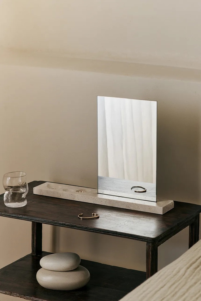 Зеркальце ferm LIVING 1104271109 бежевый AA00