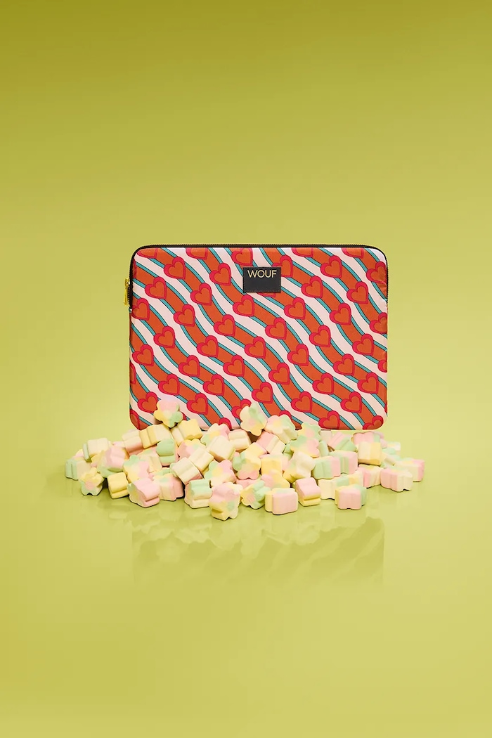 Obal na ipad WOUF Heartbeat 29 x 21 cm viacfarebná SI260007