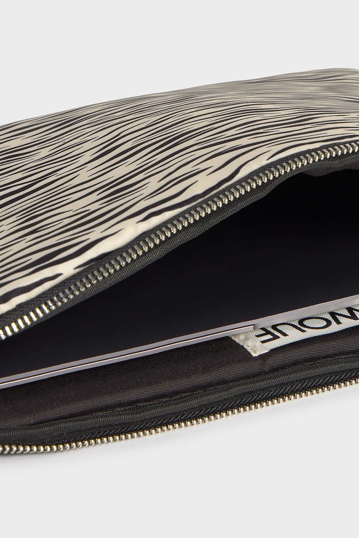 Decor Obal na notebook WOUF Zebra Hit 13"/14" SS260013 viacfarebná