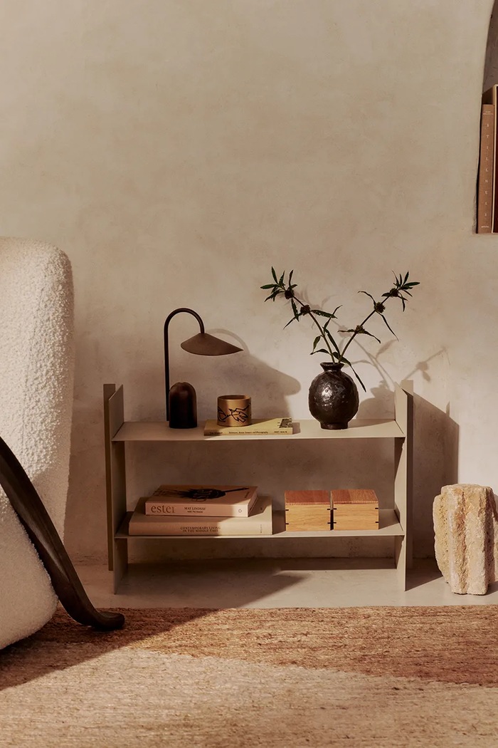 Obývacia izba a spálňa Polička ferm LIVING Low Rack 1104270955 béžová