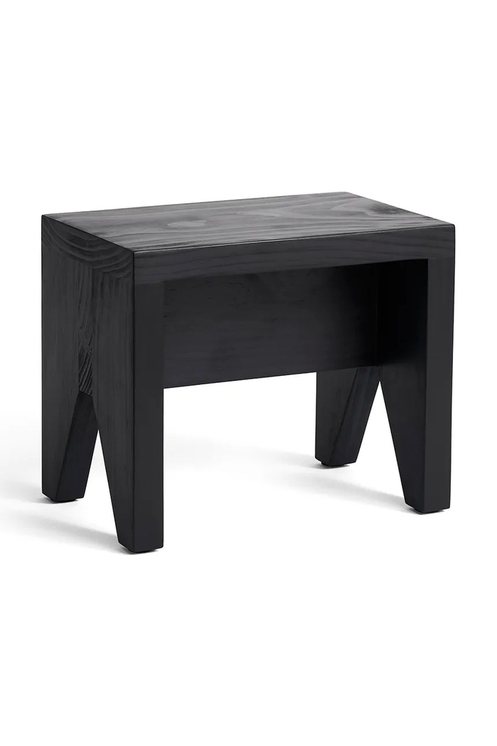 HAY stolička z borovicového dreva 25 x 19,5 x 30 cm čierna AF788.F625.AB68