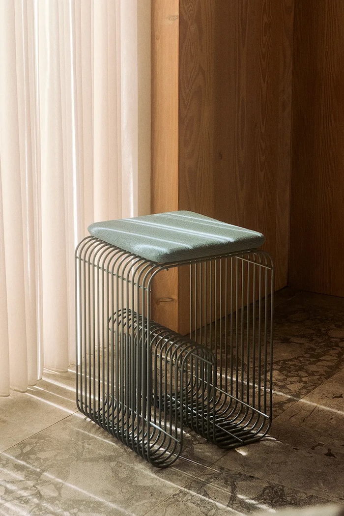 AYTM τραπεζάκι χάλυβας 32,4 x 32,4 x 43 cm μπλε 503300322081