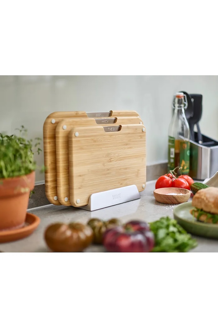 Zestaw desek do krojenia w organizerze Nest™ 3-pack Joseph Joseph beżowy 60236...