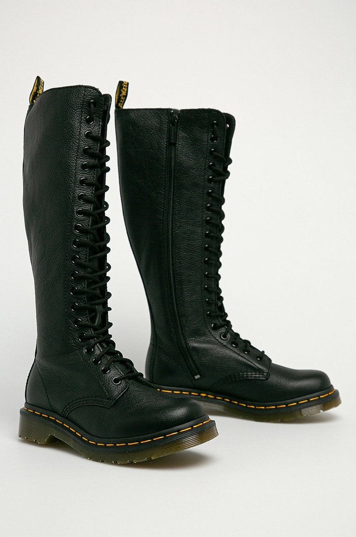 Dr. Martens - Kozaki skórzane 1B60 Virginia 23889001 czarny AA00