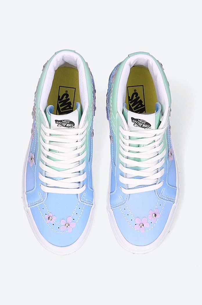 Vans trainers x Spongebob Sk8-Hi 38 D blue VN0A38GF9ZM