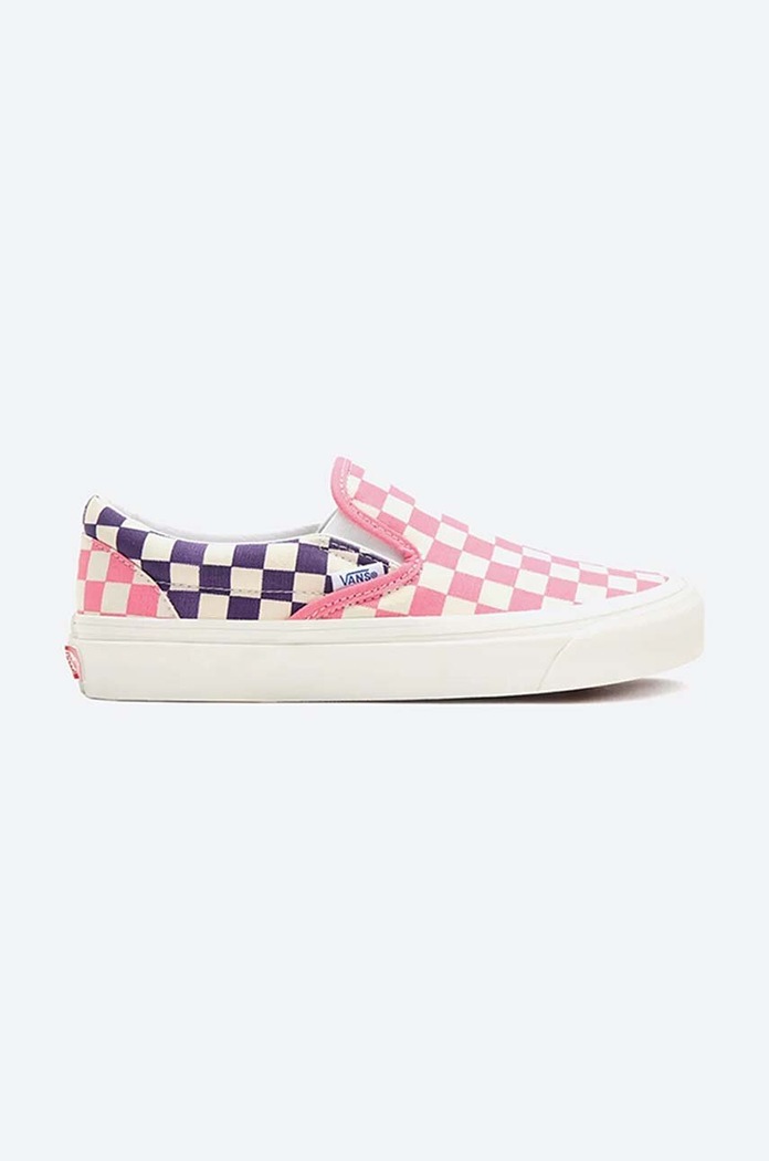 Vans plimsolls UA Classic Slip-On flat beige VN0A3JEX46A