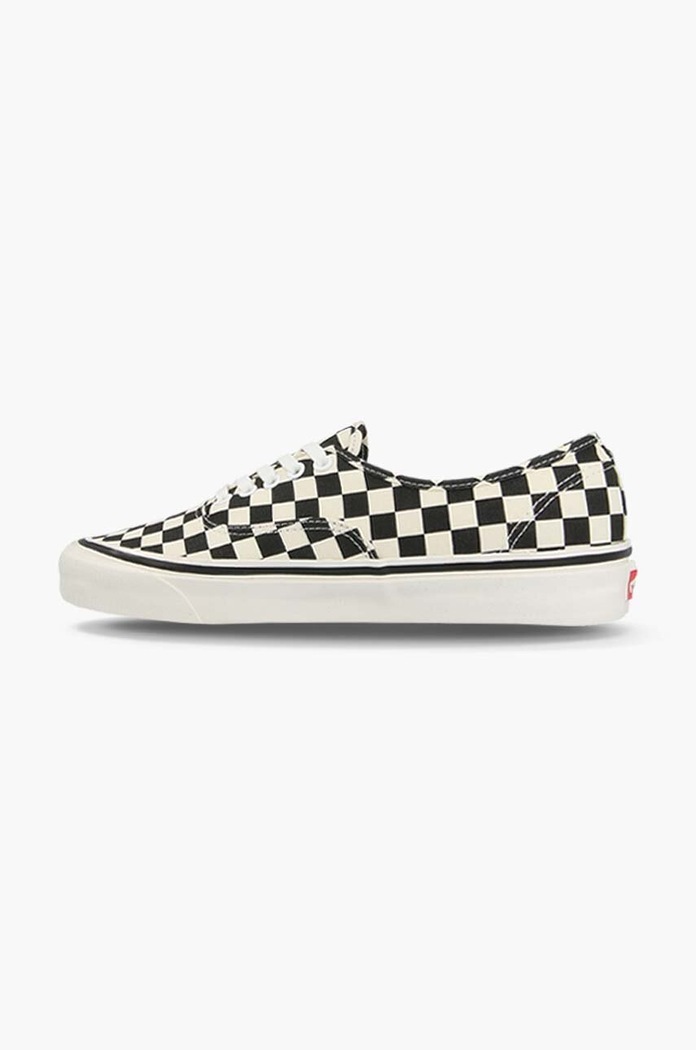 Shoes Vans plimsolls AUTHENTIC 44 DX VA38ENOAK multicolor