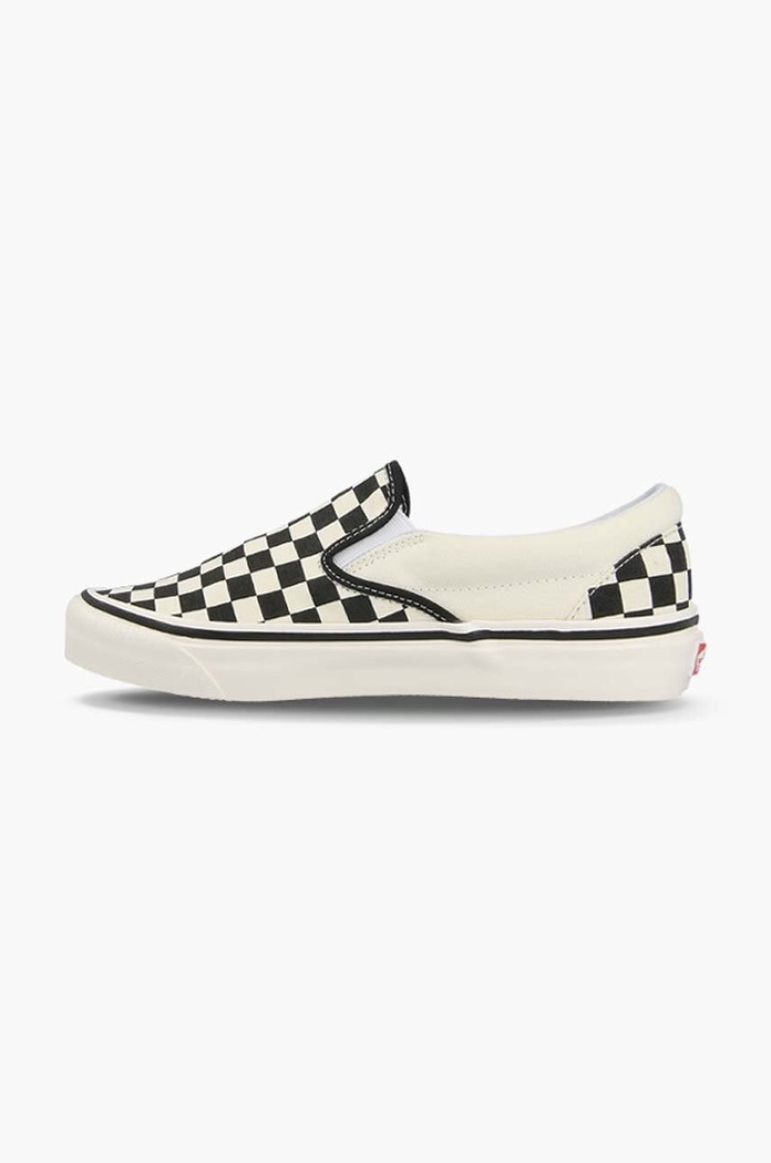 Shoes Vans plimsolls Classic Slip-On VA3JEXPU1 multicolor