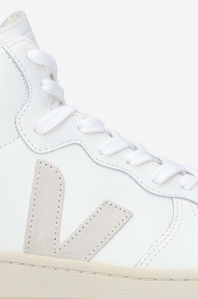 Veja V-15 Leather White VQ0201270