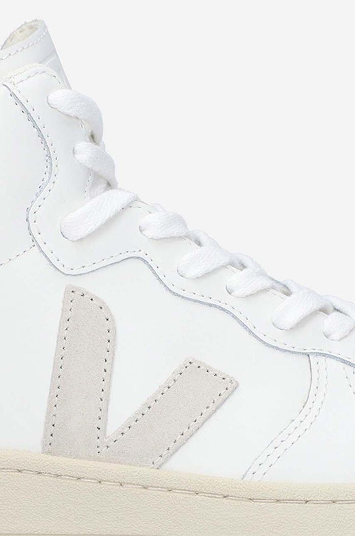 Veja V-15 Leather White VQ0201270