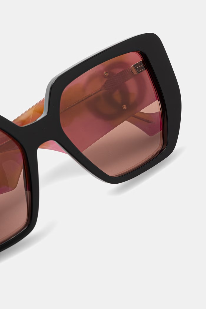 Akcesoria Gucci okulary przeciwsłoneczne kwadratowe damskie GG0956S czarny