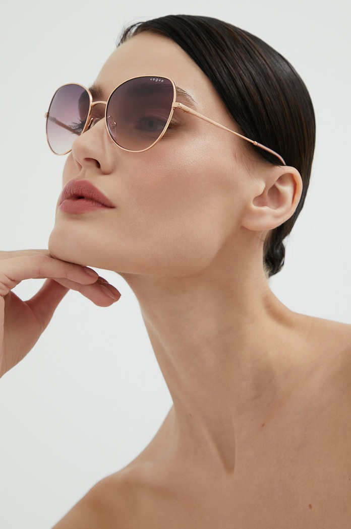 VOGUE okulary przeciwsłoneczne gradientowa brązowy 0VO4255S
