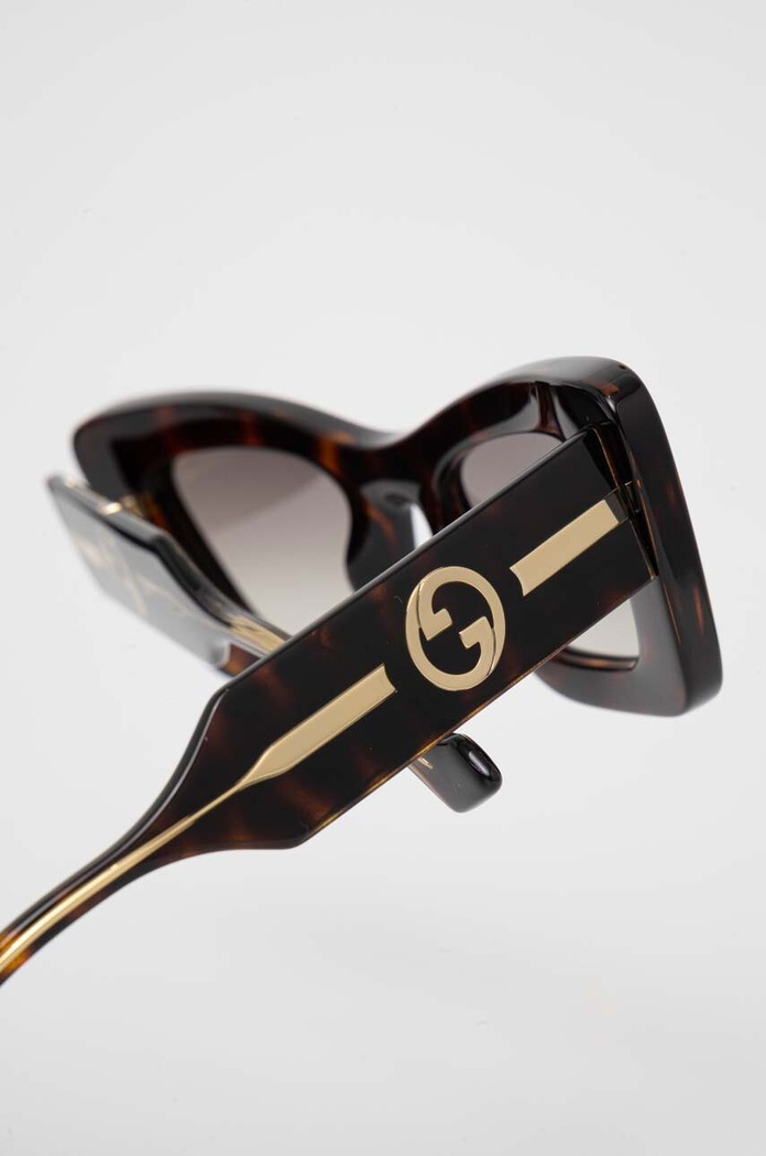 Okulary przeciwsłoneczne Gucci czarny GG1552S
