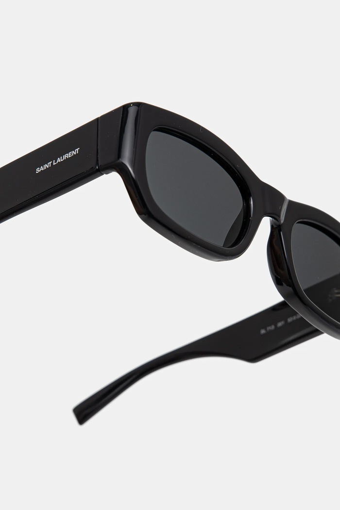 Солнцезащитные очки Saint Laurent чёрный SL.713