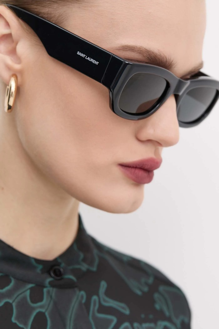 Солнцезащитные очки Saint Laurent SL.713