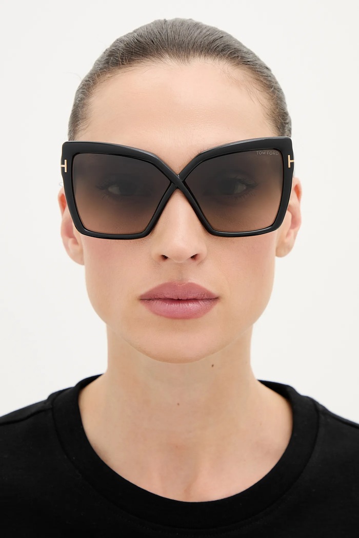 Tom Ford okulary przeciwsłoneczne Fiore FT1195.6301B czarny