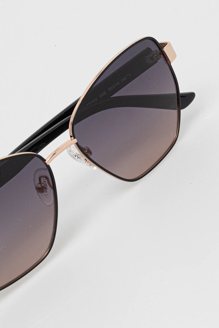 Γυαλιά Guess μαύρο GU00102.5605B