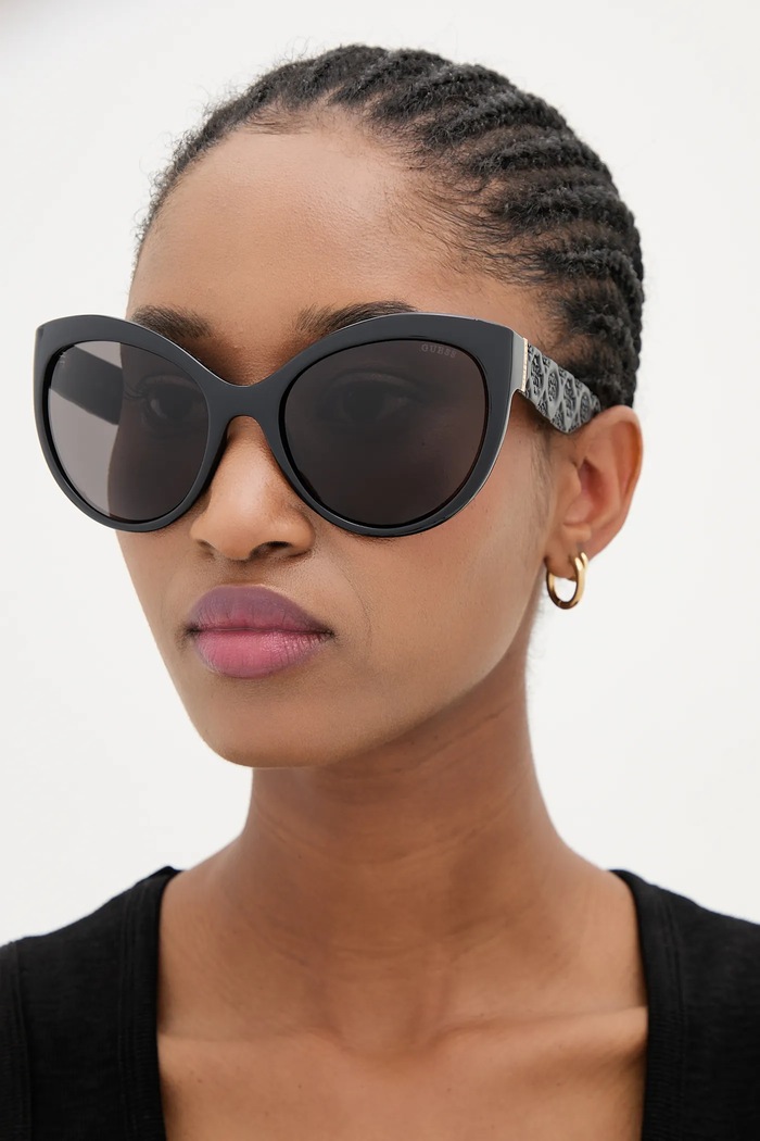 Sončna očala Guess Cat eye črna GU00130.6101A