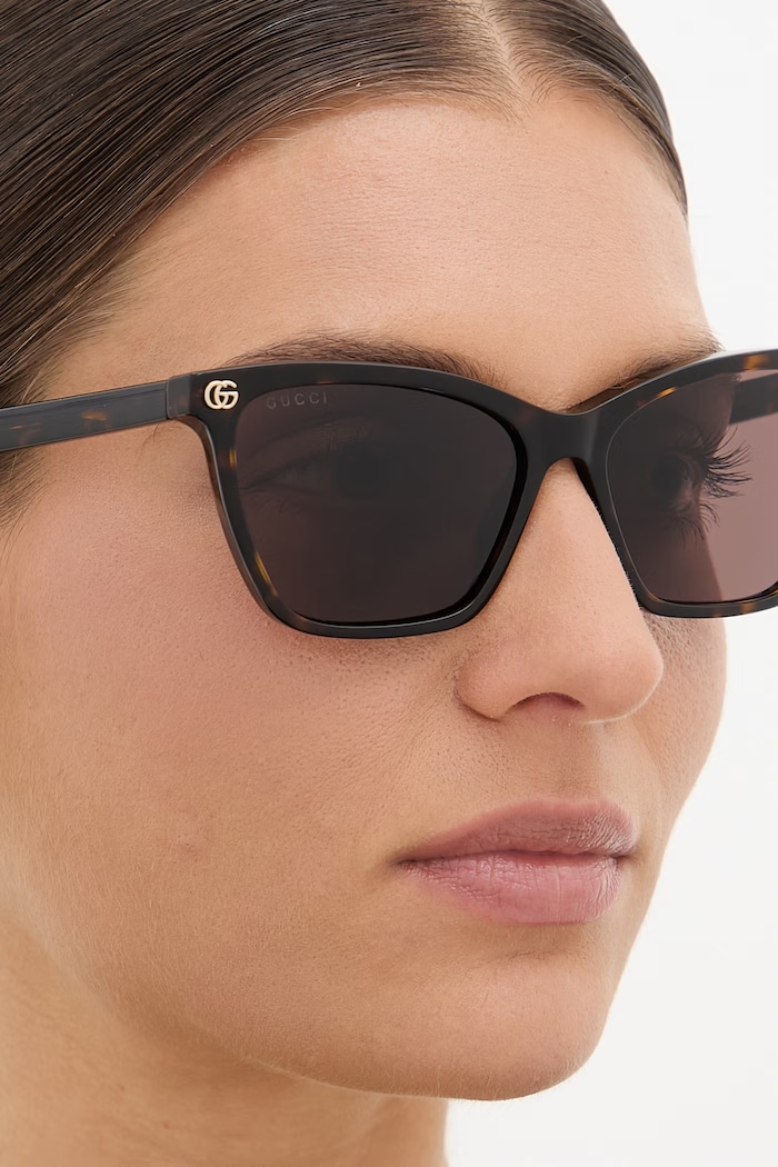 Gucci occhiali da sole cat eye da donna GG2111S