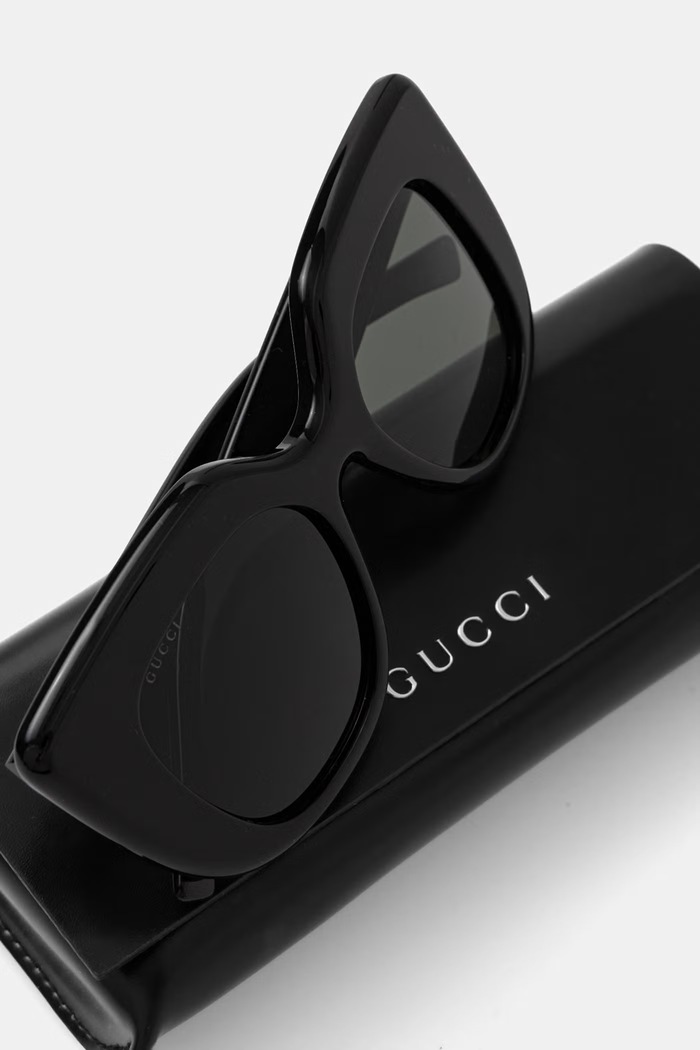 Akcesoria Gucci okulary przeciwsłoneczne damskie GG2030S czarny