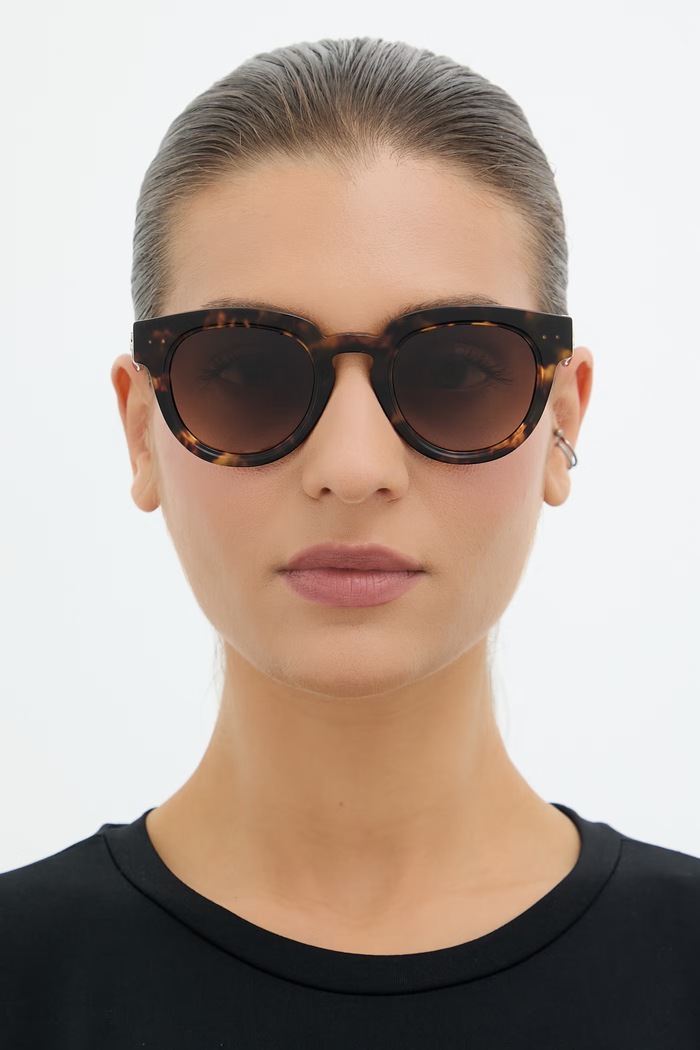 Vivienne Westwood napszemüveg női VW5059 barna
