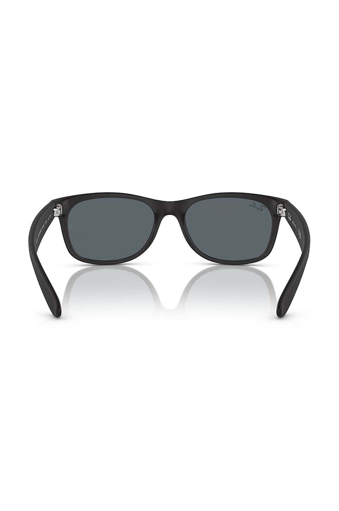 Detské slnečné okuliare Ray-Ban čierna 0RB2132.622
