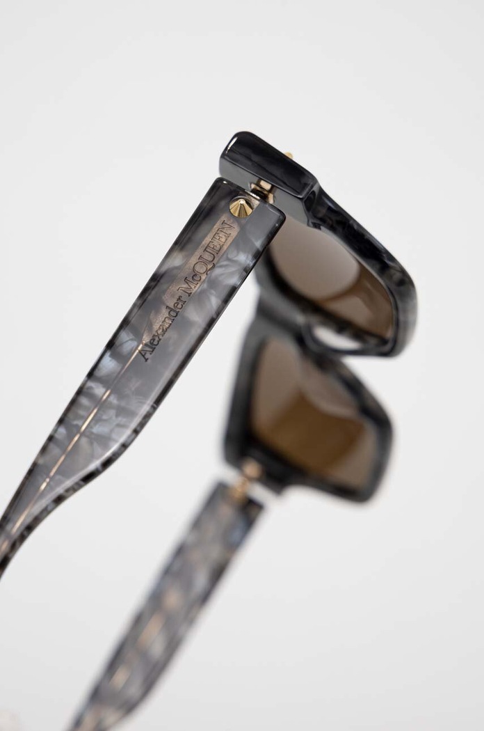 Sluneční brýle Alexander McQueen hnědá AM0409S