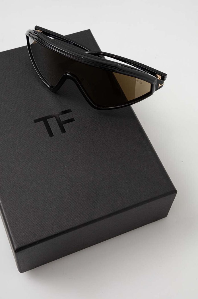 Солнцезащитные очки Tom Ford чёрный FT1121.0001G