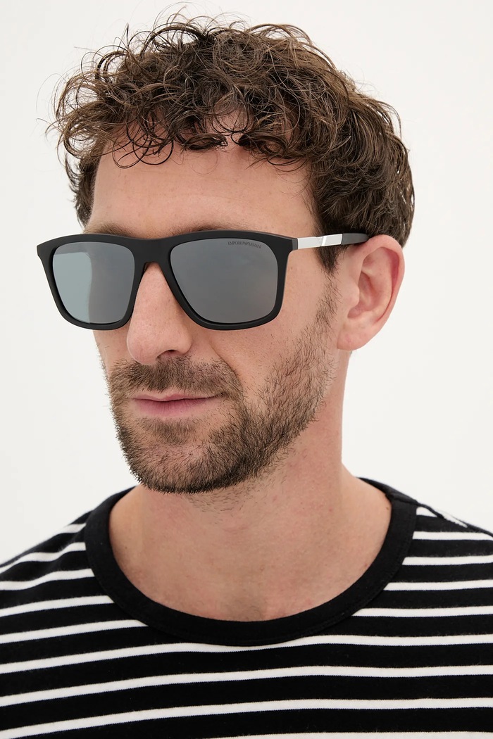 Sunčane naočale Emporio Armani aviator crna 0EA4237