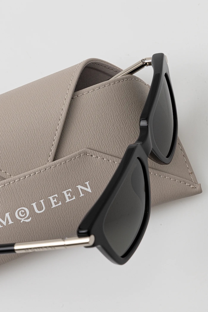 Slnečné okuliare Alexander McQueen čierna AM0519S