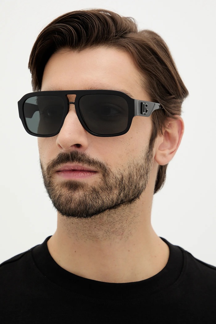 Dolce & Gabbana okulary przeciwsłoneczne jednolita czarny 0DG4403