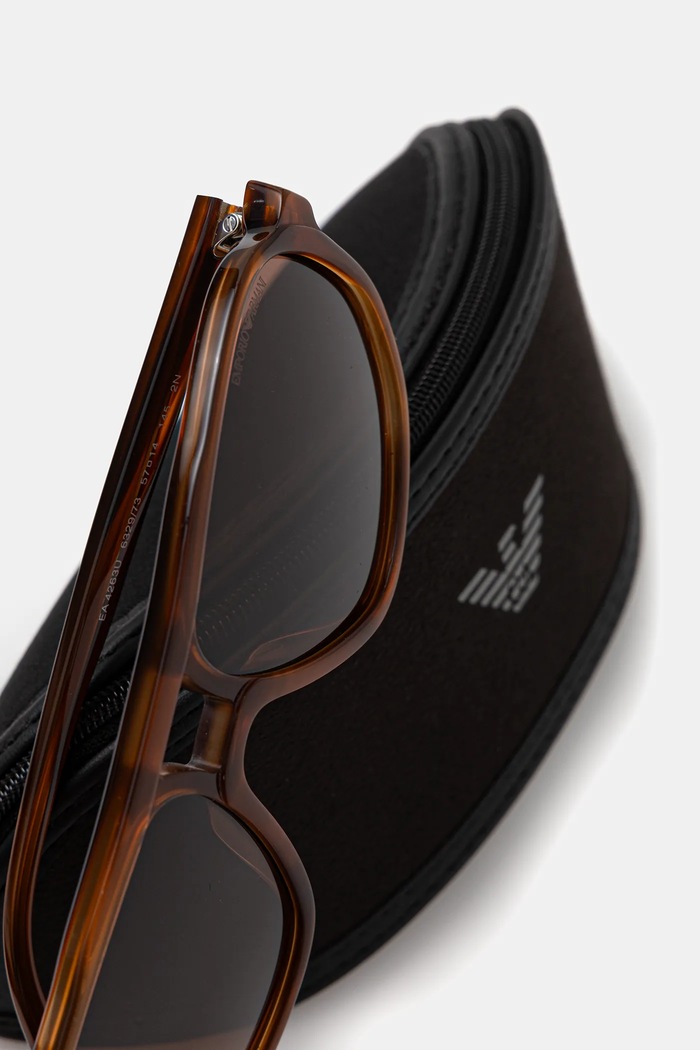 Слънчеви очила Emporio Armani кафяв 0EA4263U