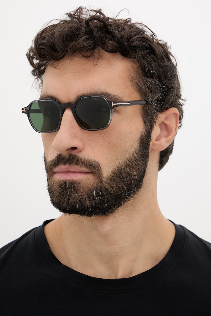 Сонцезахисні окуляри Tom Ford Joey однотонна з деталлю сірий FT1301.5120N