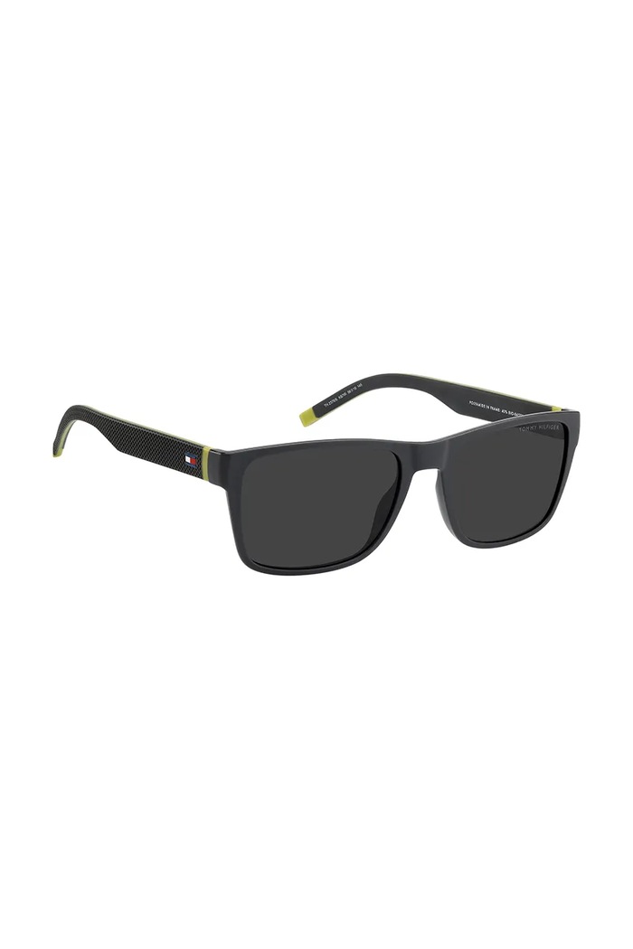 Akcesoria Tommy Hilfiger Okulary przeciwsłoneczne męskie TH.2375/S czarny