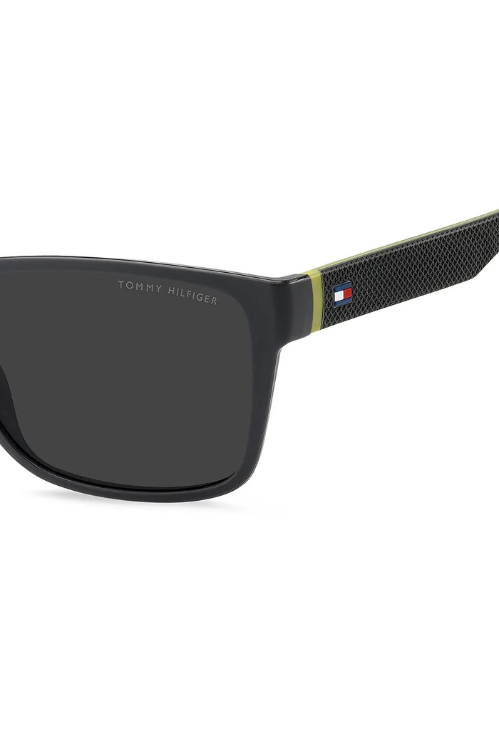 Okulary przeciwsłoneczne męskie Tommy Hilfiger TH.2375/S czarny
