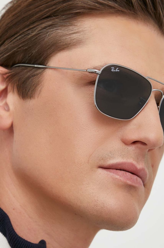 Slnečné okuliare Ray-Ban CARAVAN REVERSE sivá 0RBR0102S