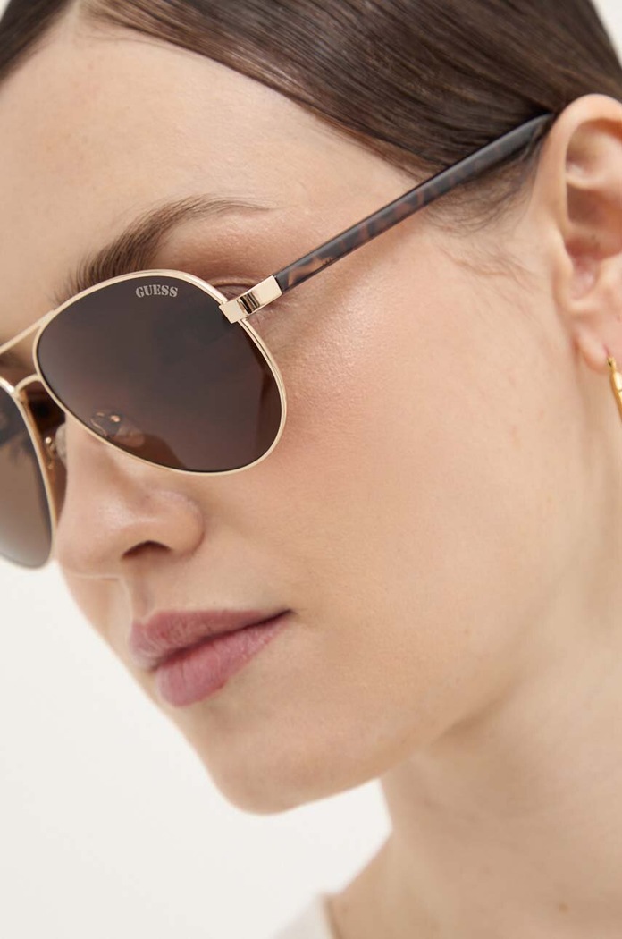 Sluneční brýle Guess GU8279.5832E hnědá
