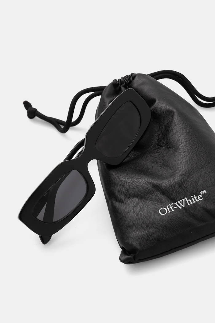 Off-White okulary przeciwsłoneczne OERI13C.521007 czarny