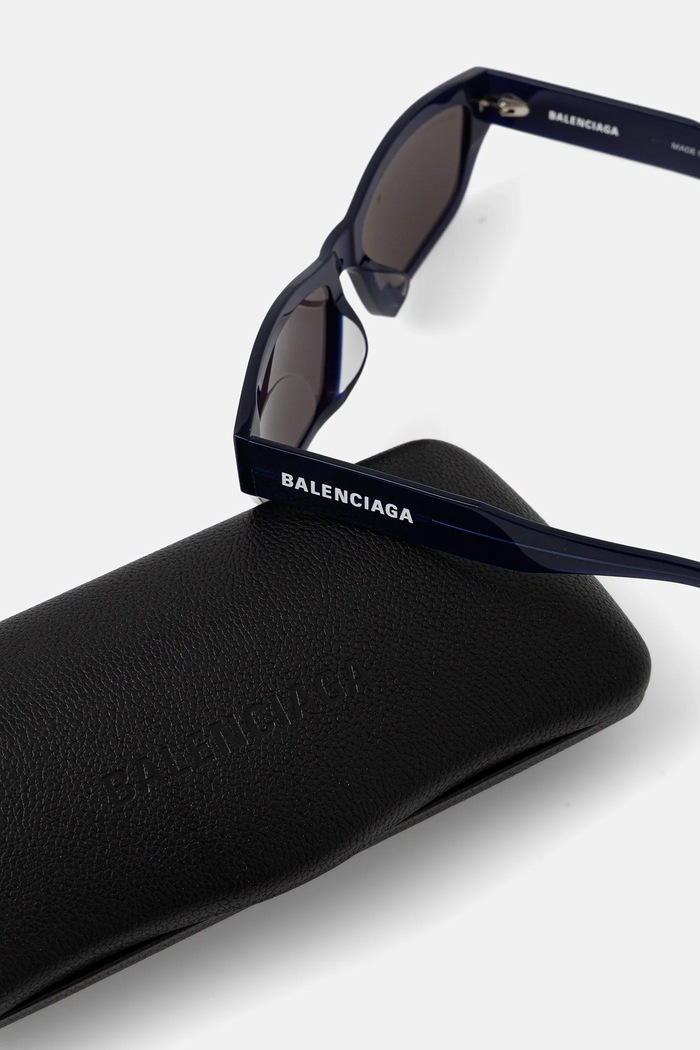 Slnečné okuliare Balenciaga BB0448SK tmavomodrá