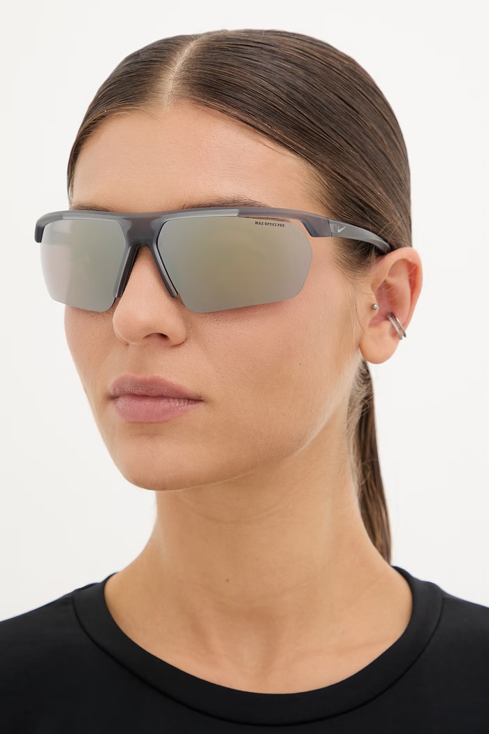 Doplnky Nike slnečné okuliare GALE FORCE IW5880X sivá