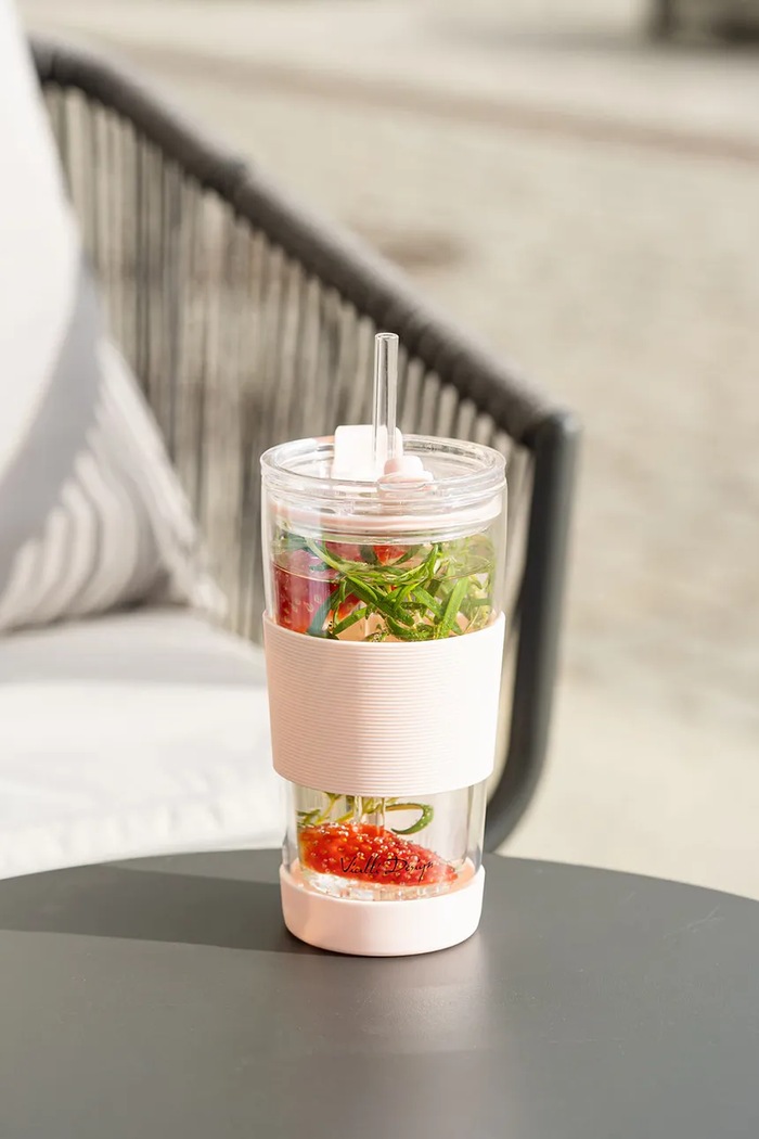 Pohárek s brčkem Vialli Design Fuori 600 ml 30411