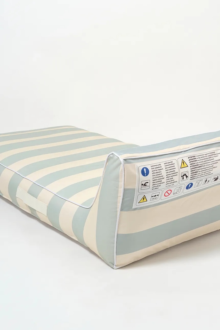 SunnyLife felfújható matrac úszáshoz Lazy Days Blue Stripe S51LDLBL kék AA00