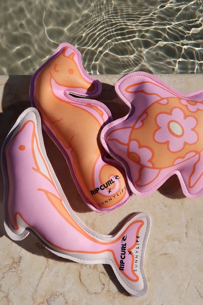 Chlapec Sada hračiek na plávanie pre deti SunnyLife Ocean Magic Pink x Rip Curl 3-pak RCDIVOMP viacfarebná