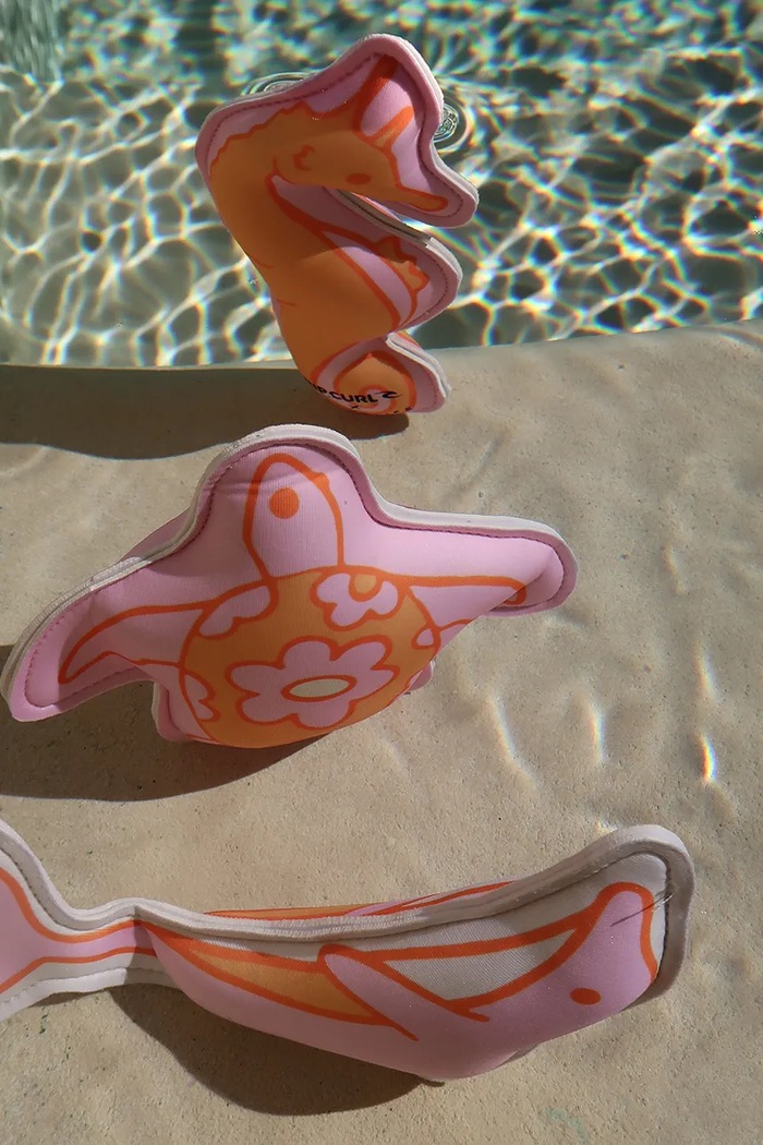 Sada hračiek na plávanie pre deti SunnyLife Ocean Magic Pink x Rip Curl 3-pak RCDIVOMP viacfarebná